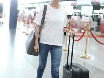 冬季大衣穿搭灵感：跟袁泉学搭配，丢掉黑裤小白鞋，优雅气质飙升