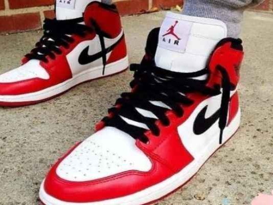 AJ球鞋袜子搭配秘籍 穿出你的潮流范儿