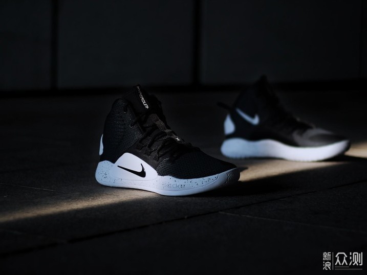 耐克鞋款全面解析 从跑步到穿搭这些款式真心值得看