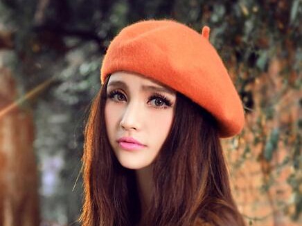 脸大星人帽子避雷指南 选对款式秒变精致小脸