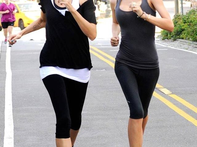 跑步穿什么衣服 全面解析与实用建议