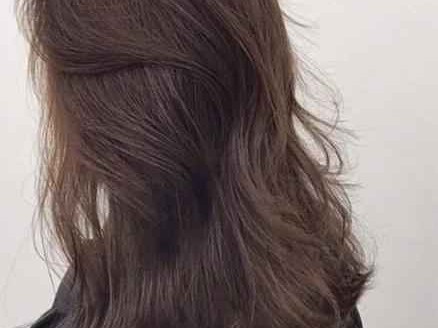 巧克力色穿搭全攻略：三招穿出高级感，轻松摆脱沉闷！