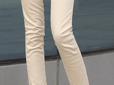 白裤子配皮带终极攻略 穿搭小白也能变高手