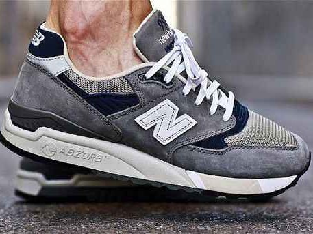 探索MGG鞋履品牌的意大利风情与舒适哲学